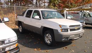 2004 chevy store avalanche door speakers